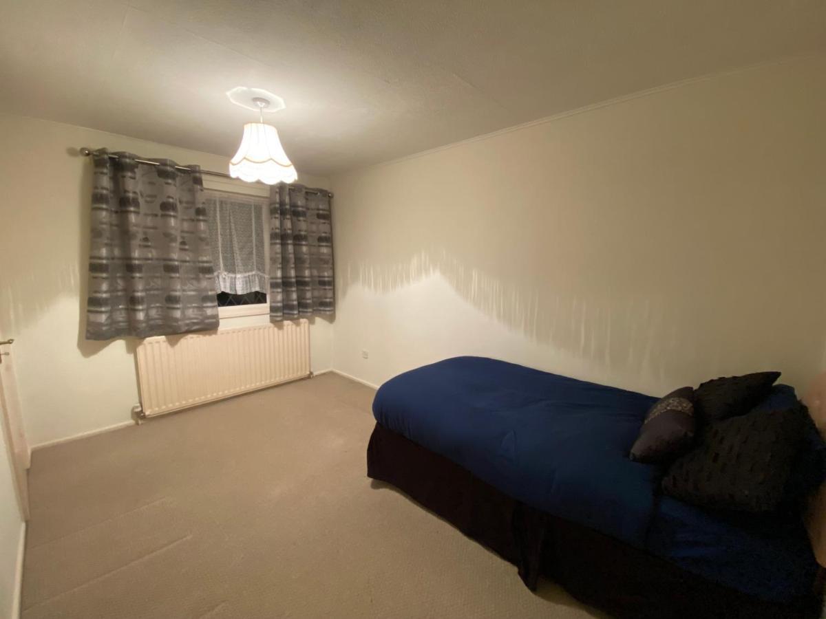 Serene 4Br In Harborne Close To Qe Hospital, Harborne Centre Бирмингам Екстериор снимка