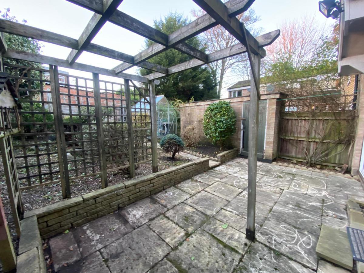 Serene 4Br In Harborne Close To Qe Hospital, Harborne Centre Бирмингам Екстериор снимка